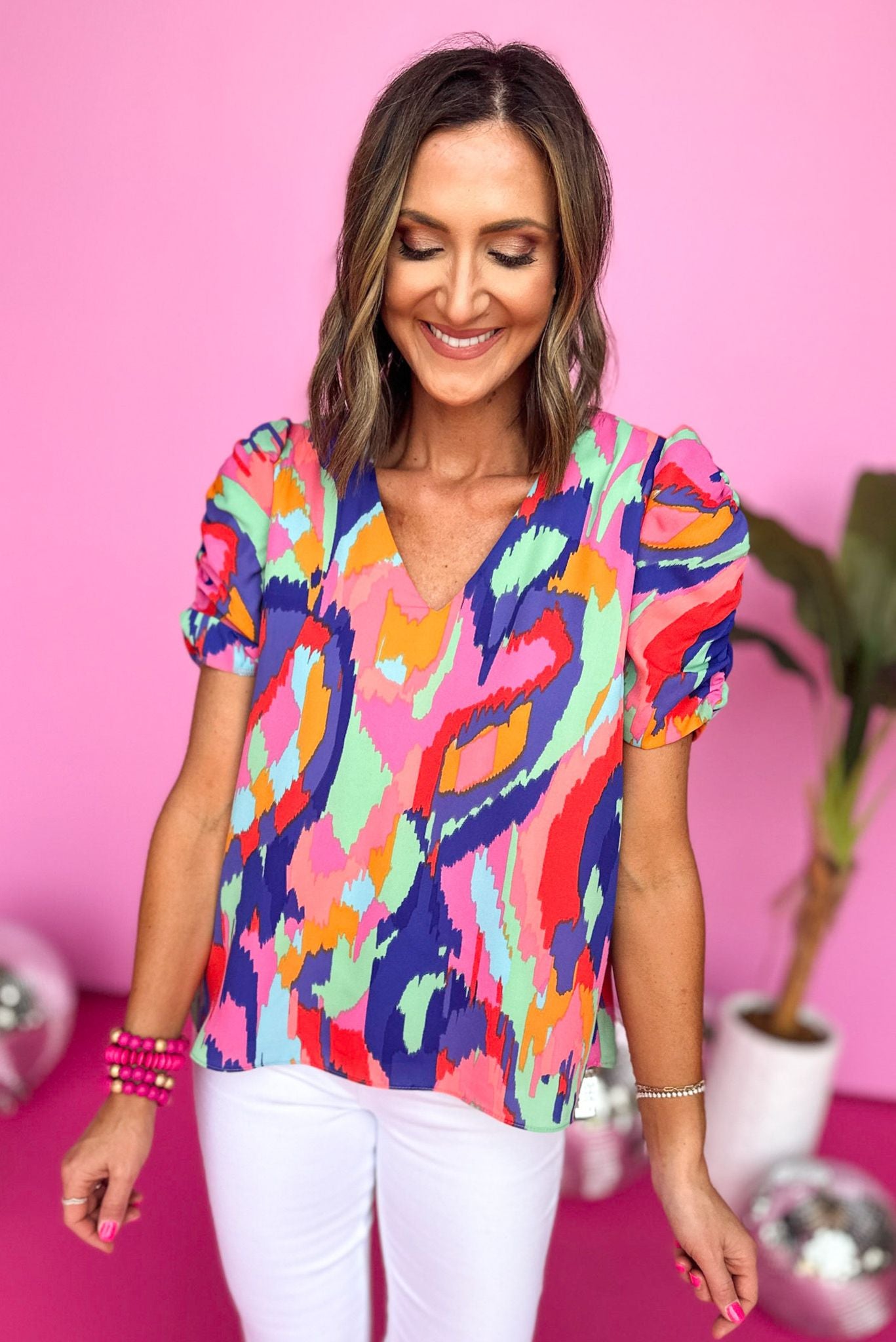 blue abstract printed ruched short sleeve puff sleeve v neck top, summer essentials, mom style, matching set, date night top, summer colors, shop style your senses by mallory fitzsimmons