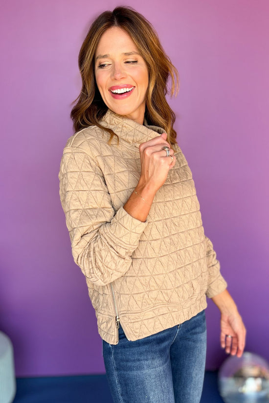SSYS The Ava Top In Taupe, ssys the label, ssys pullover, must have pullover, must have style, must have fall, fall fashion, fall style, elevated style, elevated pullover, mom style, quilted style, shop style your senses by mallory fitzsimmons