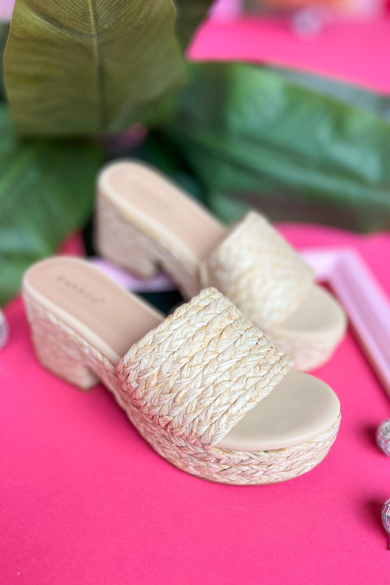 natural raffia platform wedge, summer style, summer must have, mom style, pairs with everything, comfortable, shop style your senses by mallory fitzsimmons