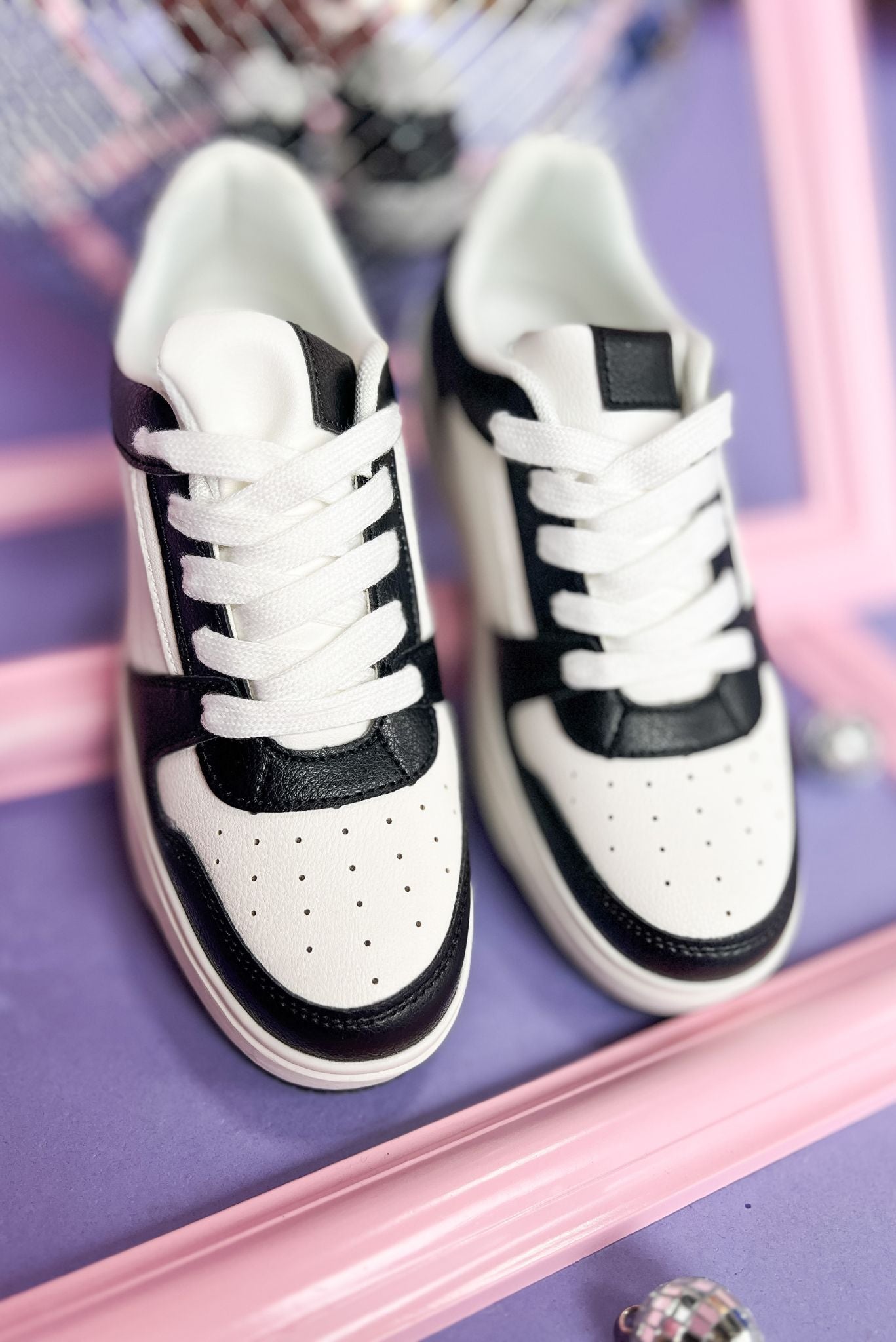 Load image into Gallery viewer,  Black White Low Top Sneakers, shoes, black and white sneakers, shop style your senses by mallory fitzsimmons
