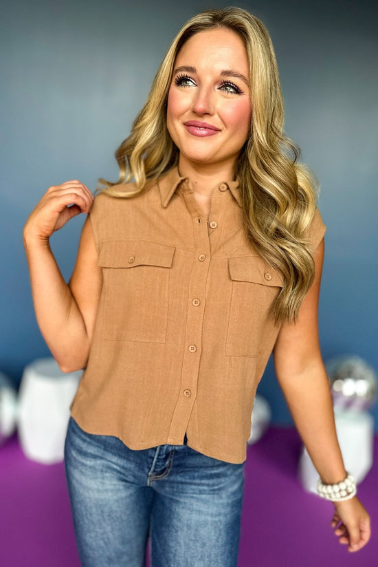 must have top, must have sleeveless top, elevated style, elevated top, button down top, mom style, fall style, shop style your senses by mallory fitzsimmons