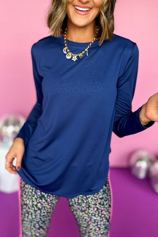 SSYS Navy Long Sleeve Active Top, elevated top, must have top, must have style, must have athleisure, elevated athleisure, mom style, athletic style, shop style your senses by mallory fitzsimmons