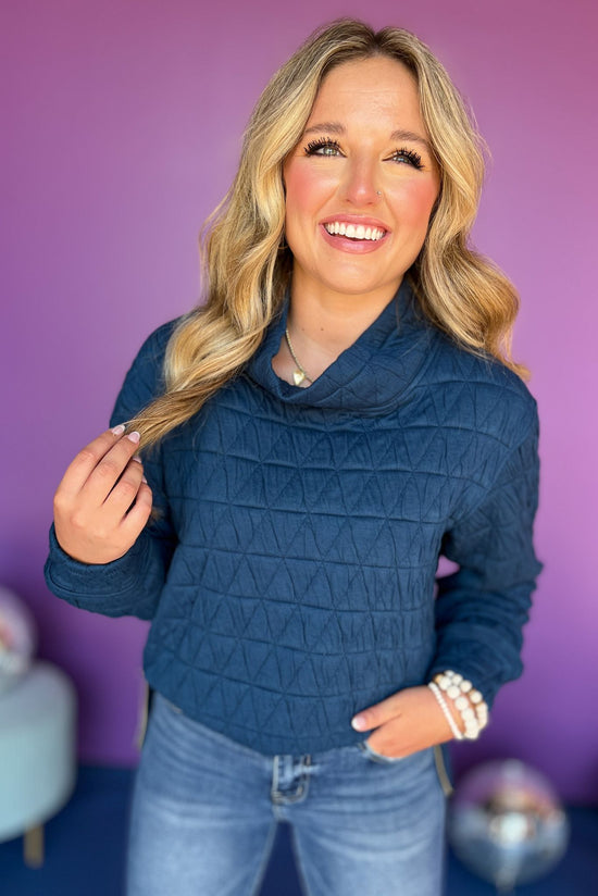 SSYS The Ava Top In Navy, ssys the label, ssys pullover, must have pullover, must have style, must have fall, fall fashion, fall style, elevated style, elevated pullover, mom style, quilted style, shop style your senses by mallory fitzsimmons