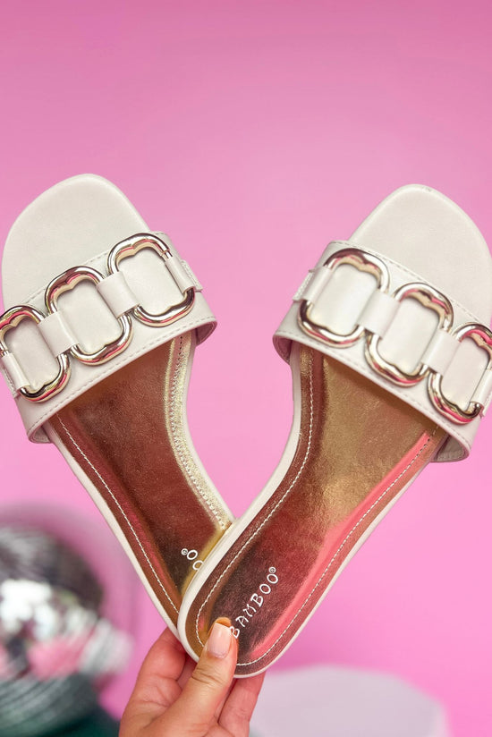 Load image into Gallery viewer, Ivory Leather Triple Gold Ring Slide Sandals *FINAL SALE*
