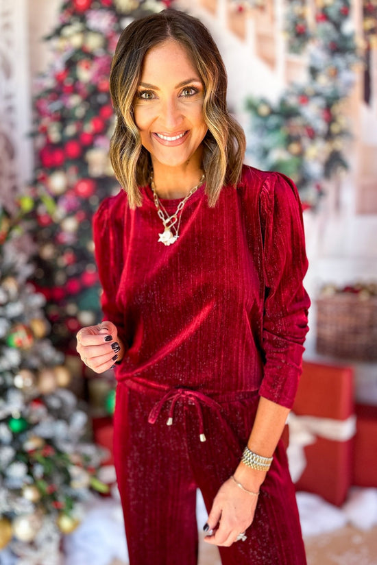 Load image into Gallery viewer, SSYS The Hannah Set In Red Metallic Velvet, must have set, must have style, must have holiday, elevated set, matching set, elevated style, elevated holiday, holiday fashion, holiday set, mom style, holiday style, shop style your senses by mallory fitzsimmons
