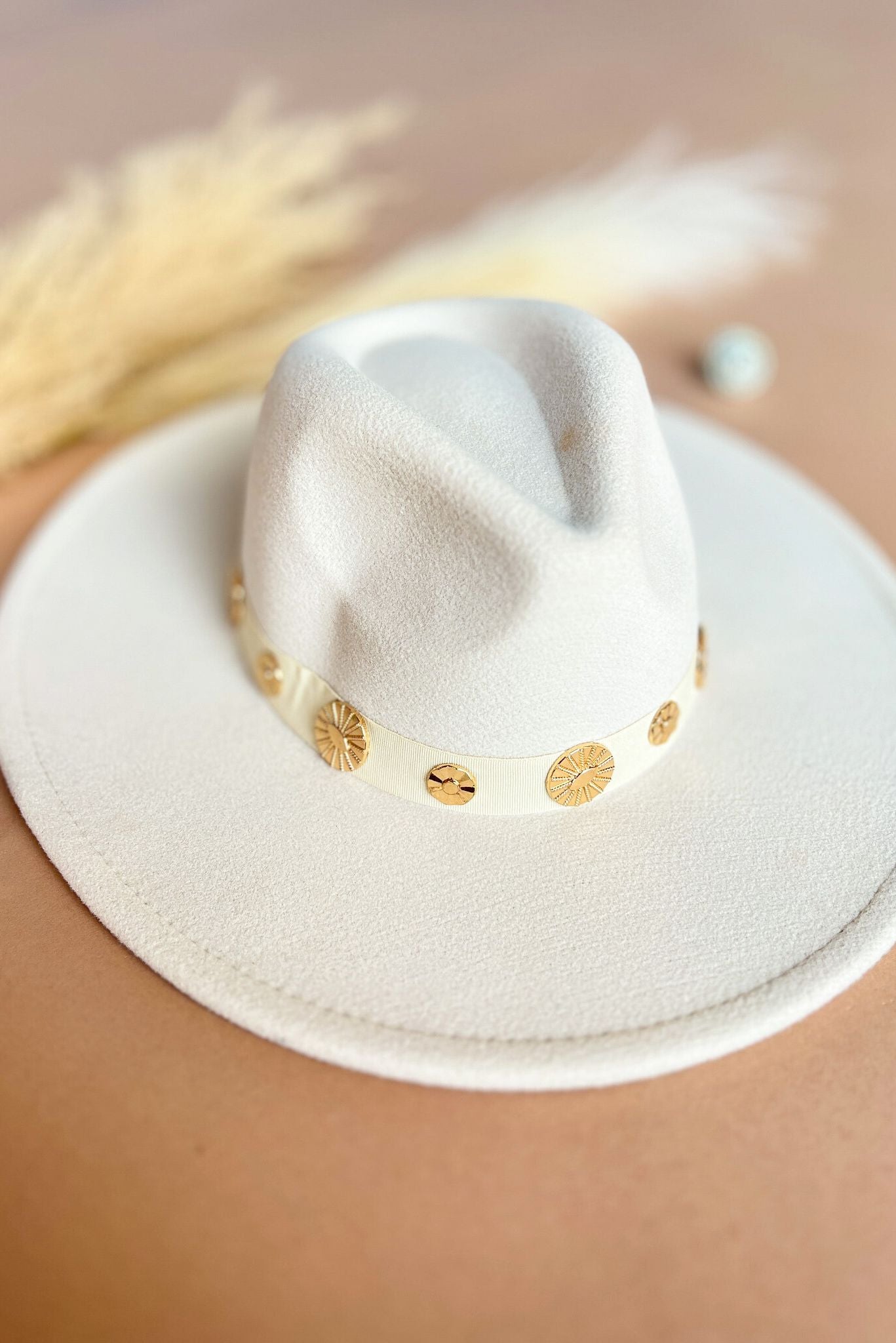 Load image into Gallery viewer,  Ivory Coin Disc Ribbon Fedora Hat, accessory, hat, felt hat, shop style your senses by mallory fitzsimmons
