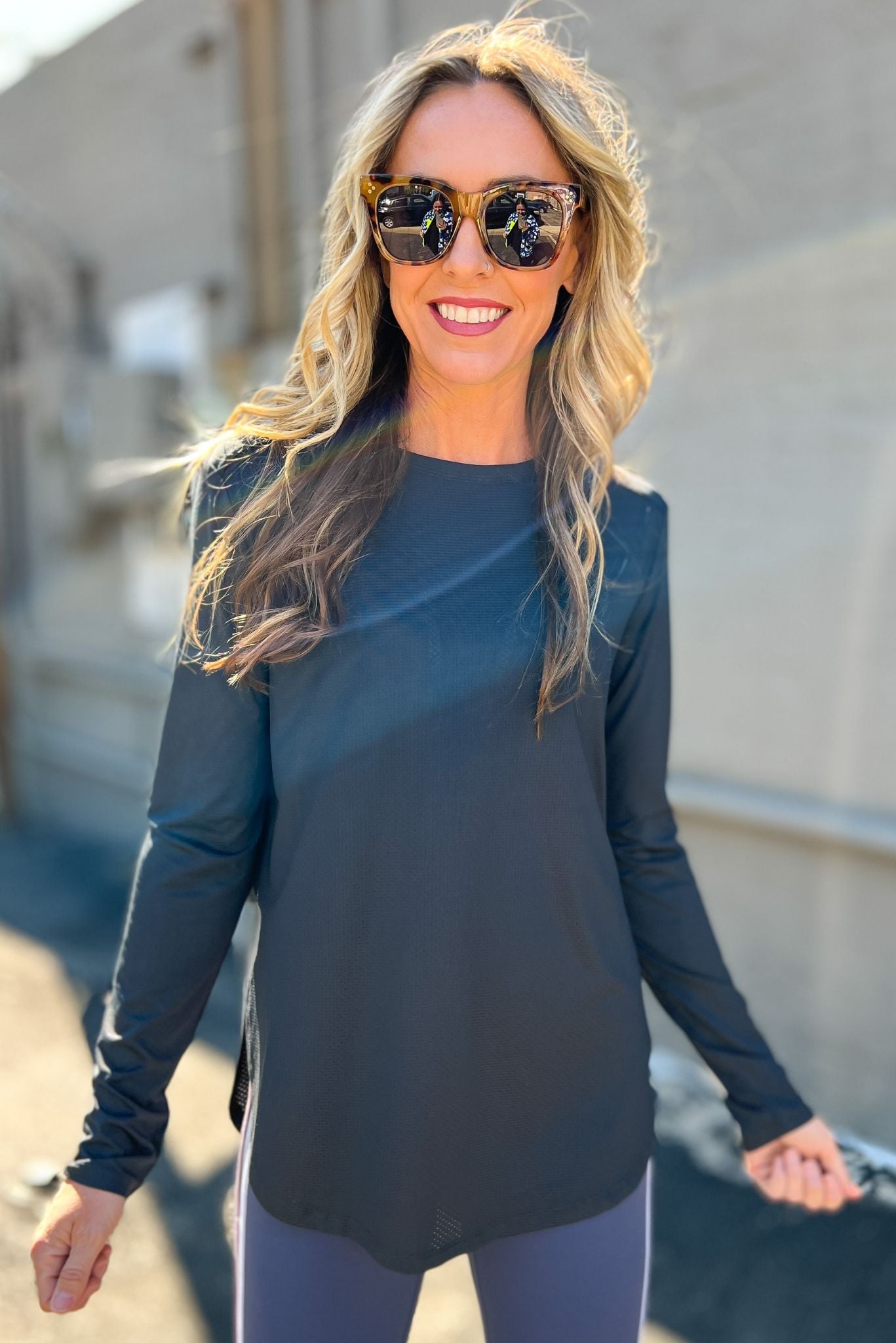 Load image into Gallery viewer, Charcoal Long Sleeve Active Top SSYS The Label, fall fashion, layers, must have, everyday wear, workout, mom style, shop style your senses by mallory fitzsimmons
