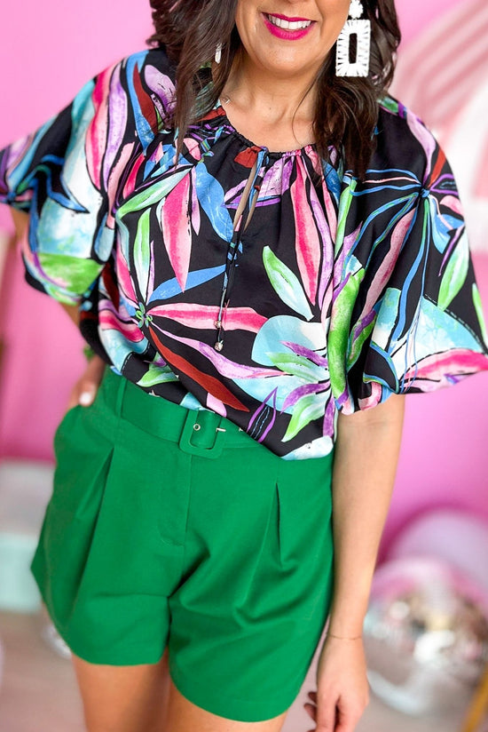 Load image into Gallery viewer, kelly green High Waisted Belted Shorts, spring break, belted waist, resort wear, mom style, shop style your senses by mallory fitzsimmons
