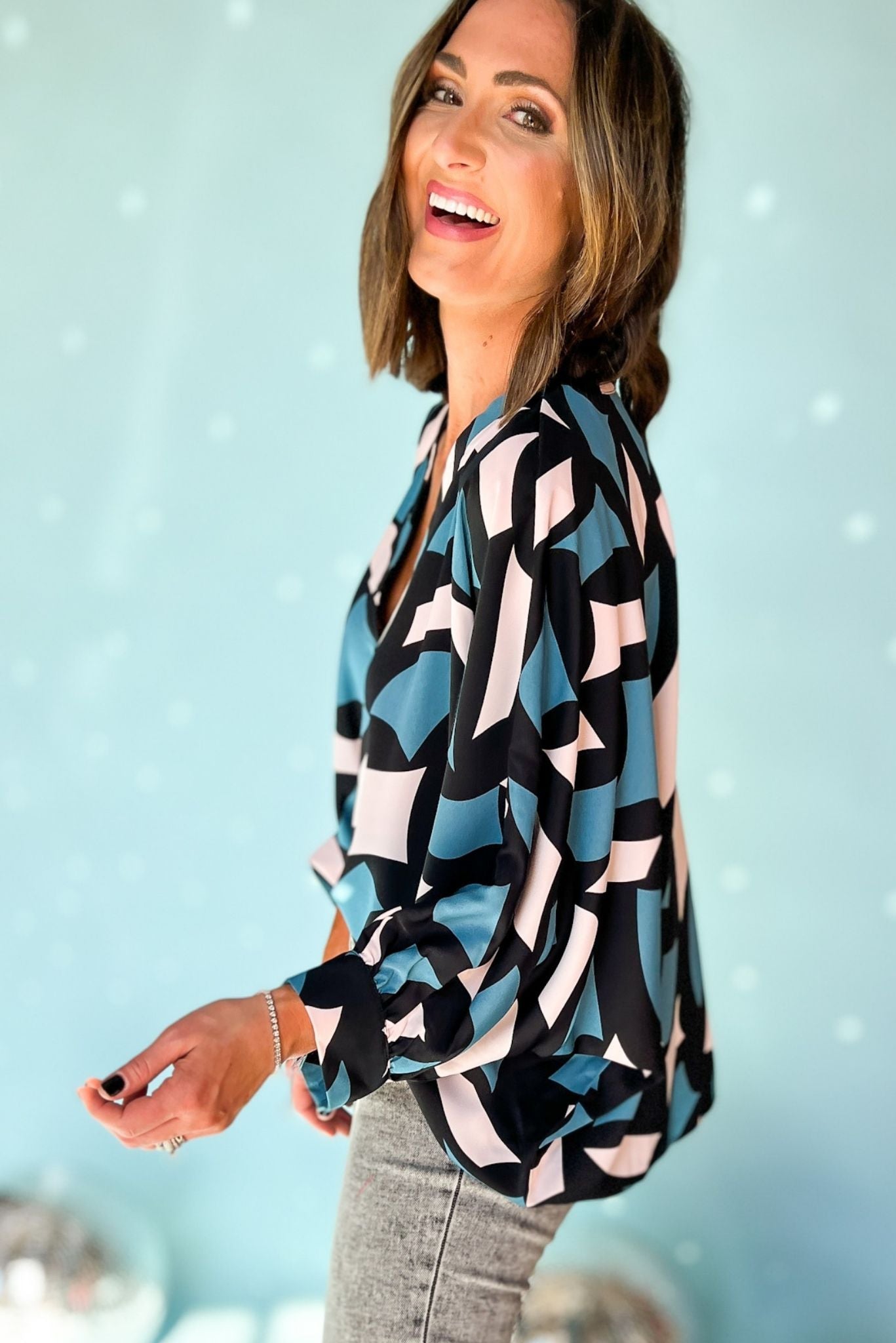 Load image into Gallery viewer, Black Blue Geometric V Neck Long Bubble Sleeve Top, fall fashion, elevated look, work to weekend, mom style, chic, shop style your senses by mallory fitzsimmons
