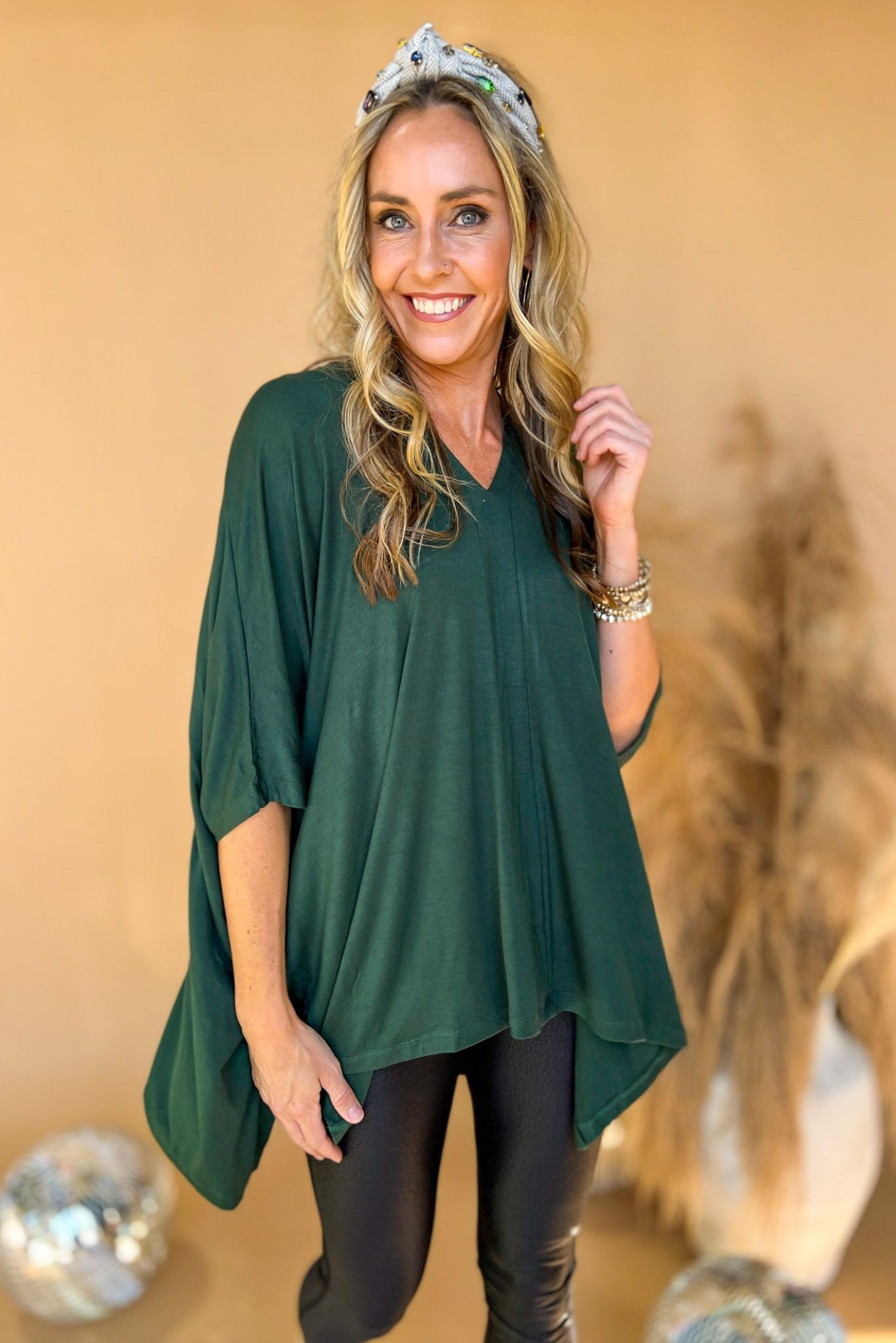 Load image into Gallery viewer, Hunter Green V Neck Poncho Top
