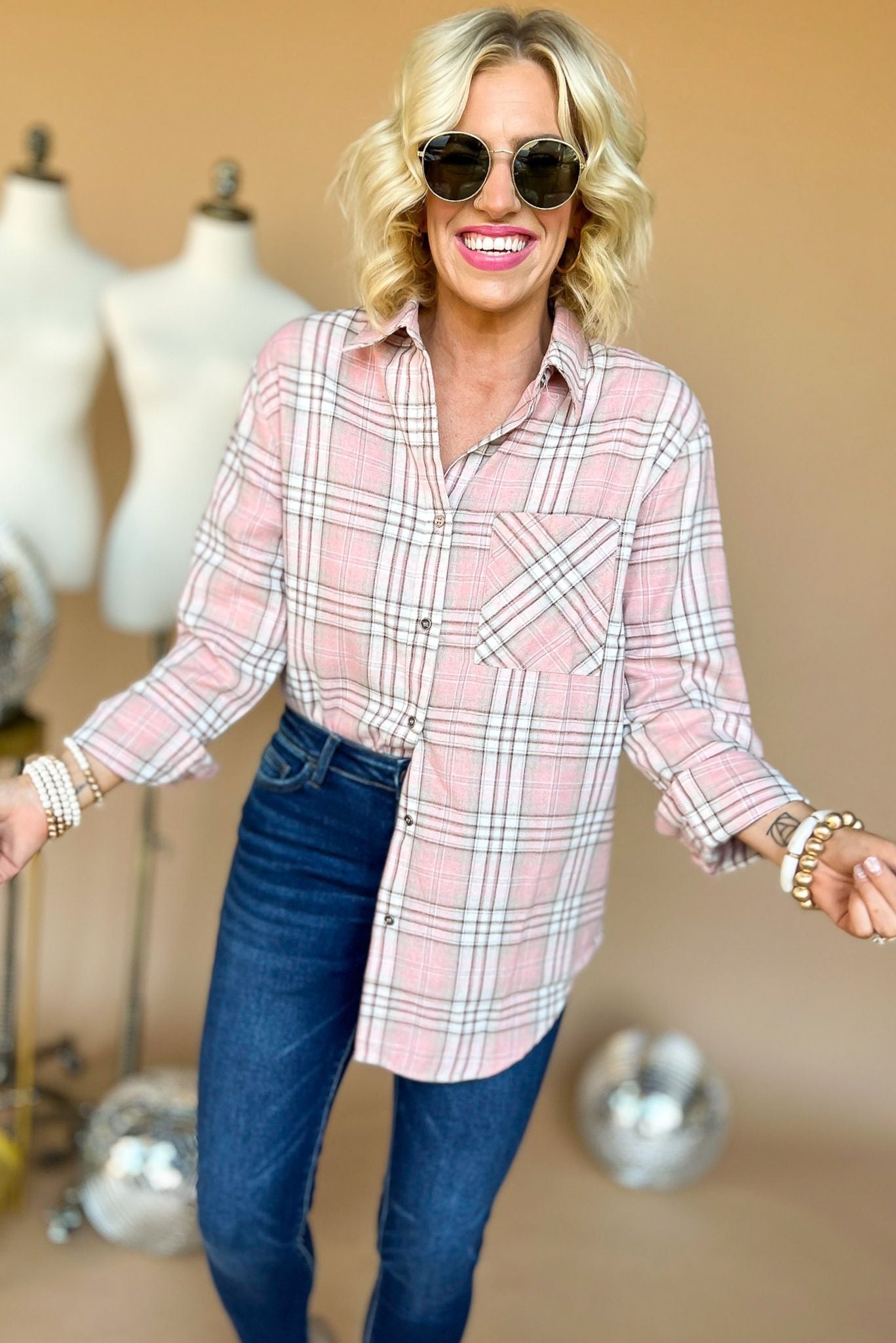 Load image into Gallery viewer, Light Pink Plaid Flannel, fall must have, everyday wear, layered look, mom style, shop style your senses by mallory fitzsimmons
