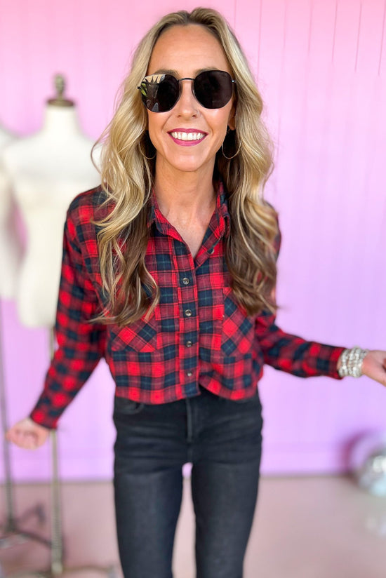 Red Navy Plaid Button Down Long Sleeve Top, fall flannel crop, fall must have, staple piece, mom style, layered look, shop style your senses by mallory fitzsimmons