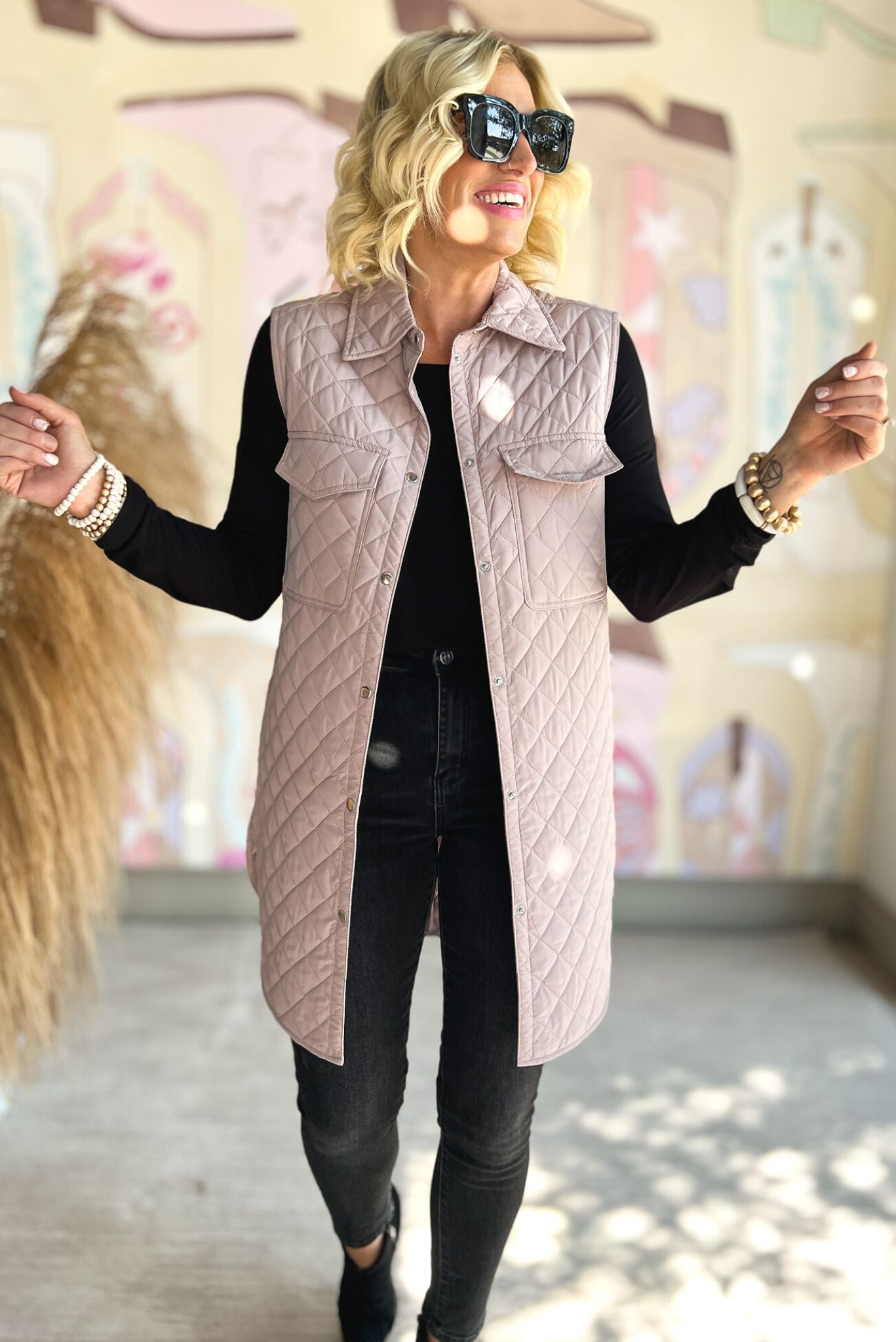 Light Pink Quilted Woven Longline Vest, layered look, fall layers, fall must have, transition piece, mom style, shop style your senses by mallory fitzsimmons