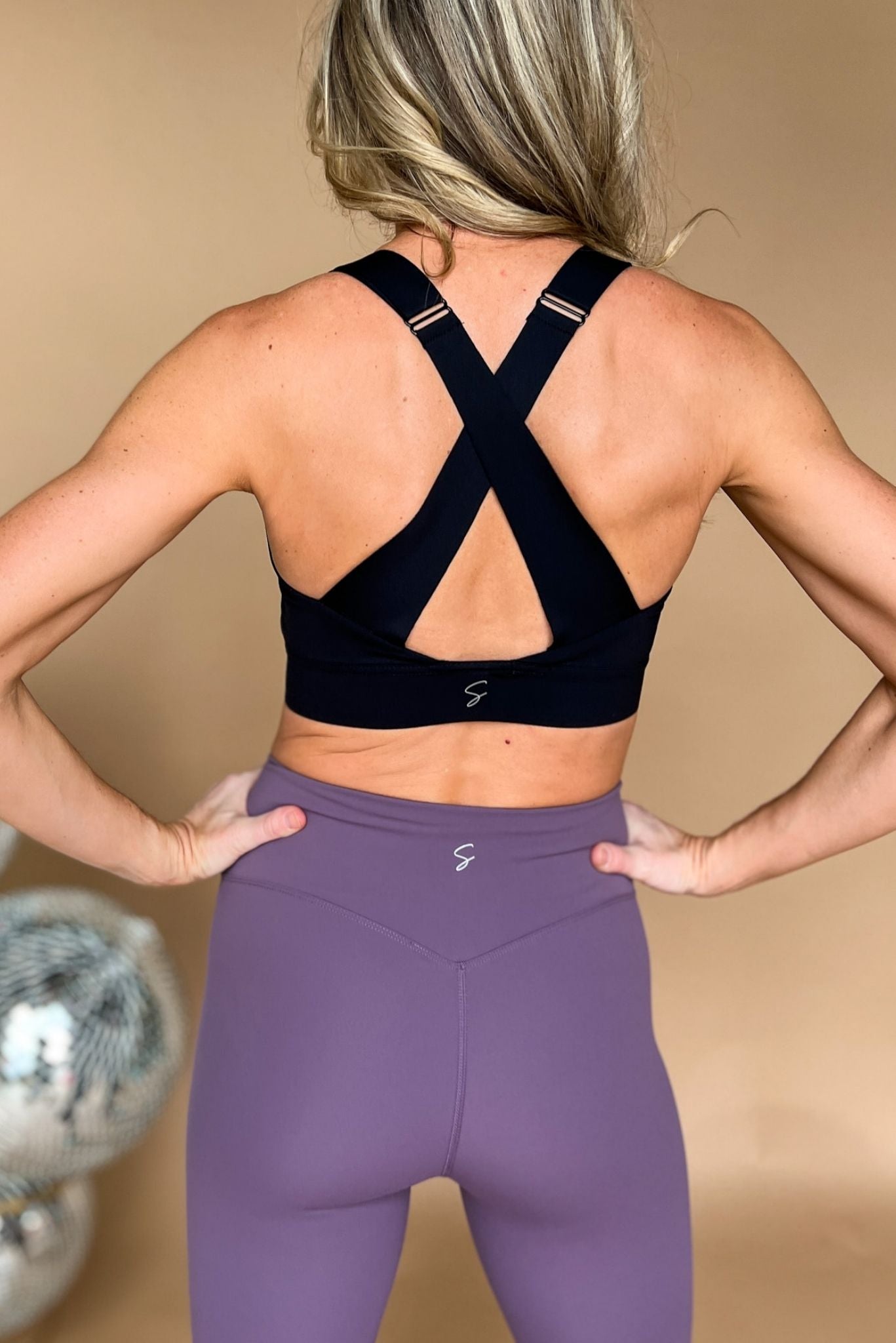 Black High Impact Zip Up Sports Bra SSYS The Label, athleisure, must have, mom style, chic, everyday wear, shop style your senses by mallory ftizsimmons