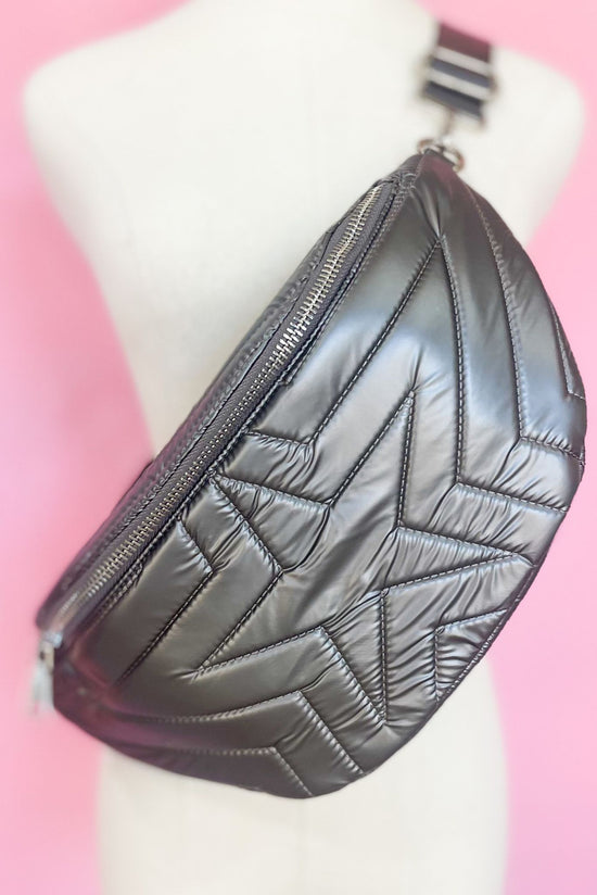 Silver Quilted Star Nylon Fanny Pack, fall fashion, must have, on the go, mom style, everyday wear, shop style your senses by mallory fitzsimmons