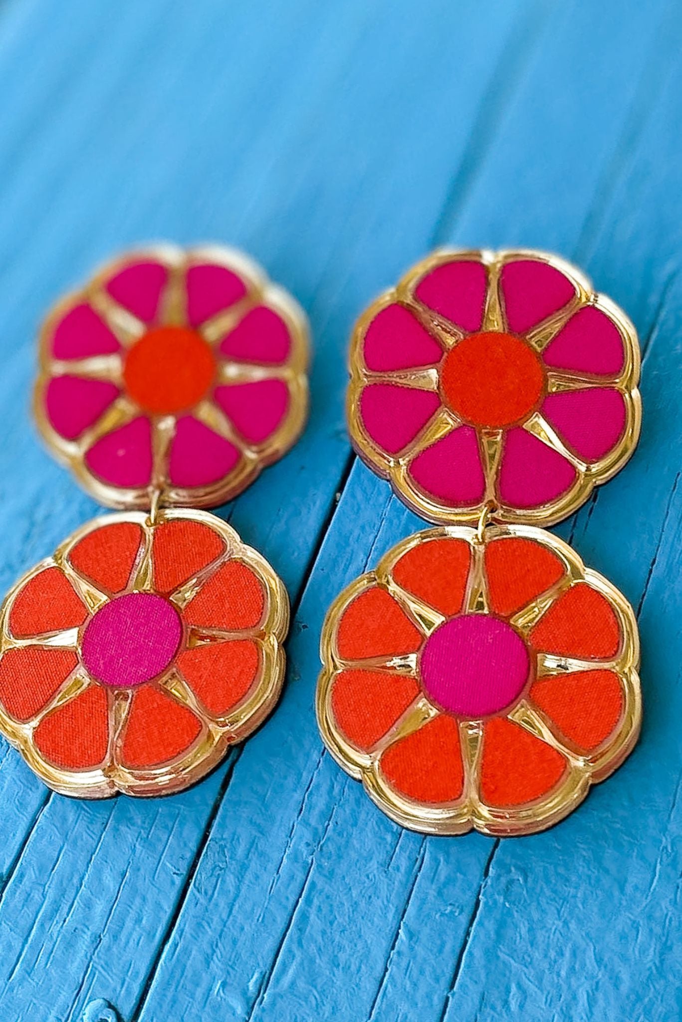 pink orange flower dangle Earrings, fall must have, fall fashion, basic accessory, everyday wear, mom style, huggie, shop style your senses by mallory fitzsimmons