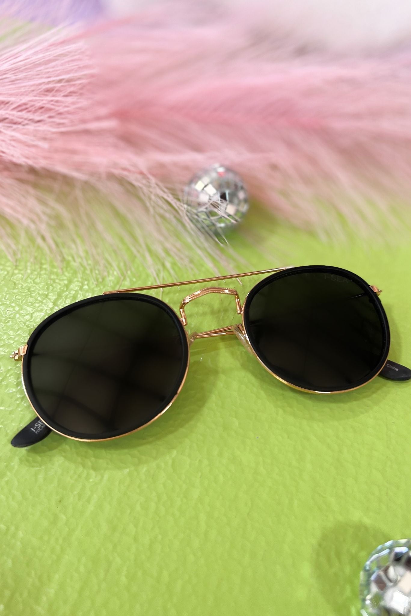 Black Round Lens Aviator Sunglasses, fall fashion, must have, gift, holiday, sunglasses, mom style, shop style your senses by mallory fitzsimmons