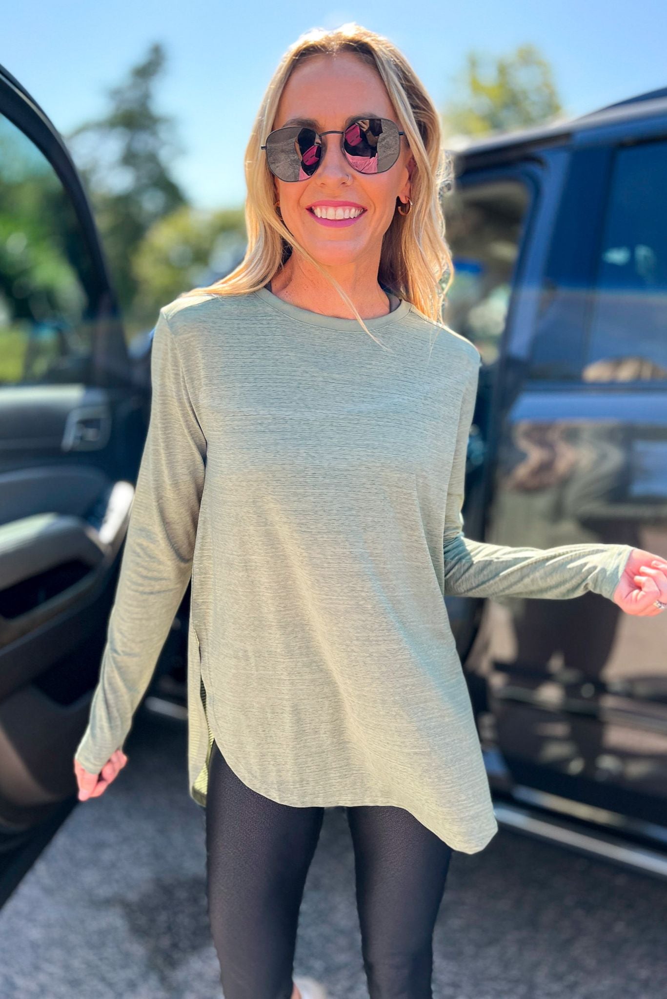 Load image into Gallery viewer, Grey Ribbed Long Sleeve Top With Side Slits, must have, everyday wear, mom style, hoodie, fall basic, shop style your senses by mallory fitzsimmon
