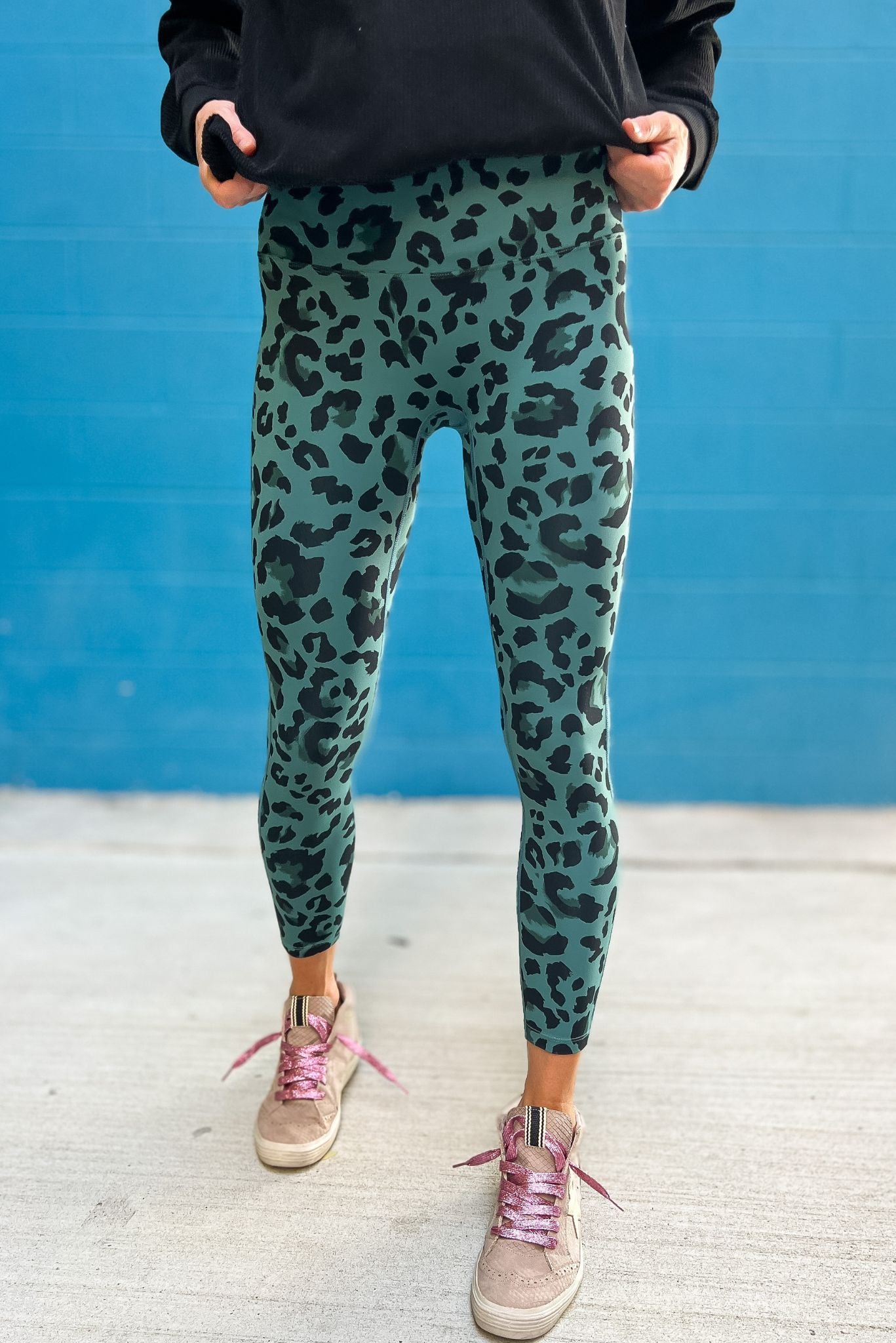 green Animal Print Active Leggings SSYS The Label, leggings, fall fashion, must have, mom wear, every day wear, athleisure, shop style your senses by mallory fitzsimmons