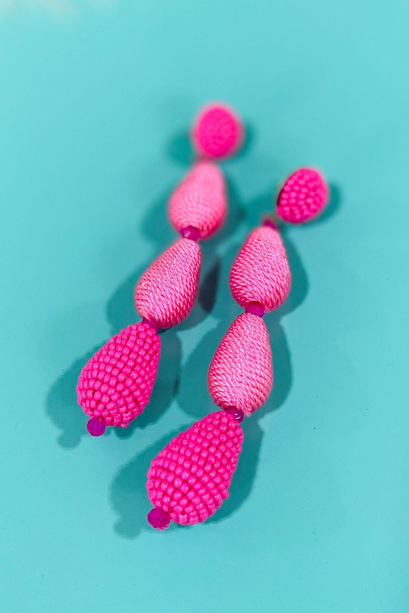 Load image into Gallery viewer, Fuchsia Triple Drop Seed Bead Earrings
