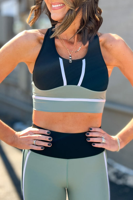 Teal Sports Bra With Black Contrast and White Racing Stripes SSYS The Label, athleisure, everyday wear, mom style, layered look, must have, shop style your senses by mallory fitzsimmons