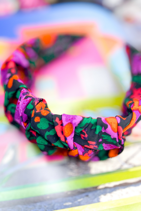 Load image into Gallery viewer, Black Pink Floral Print Headband

