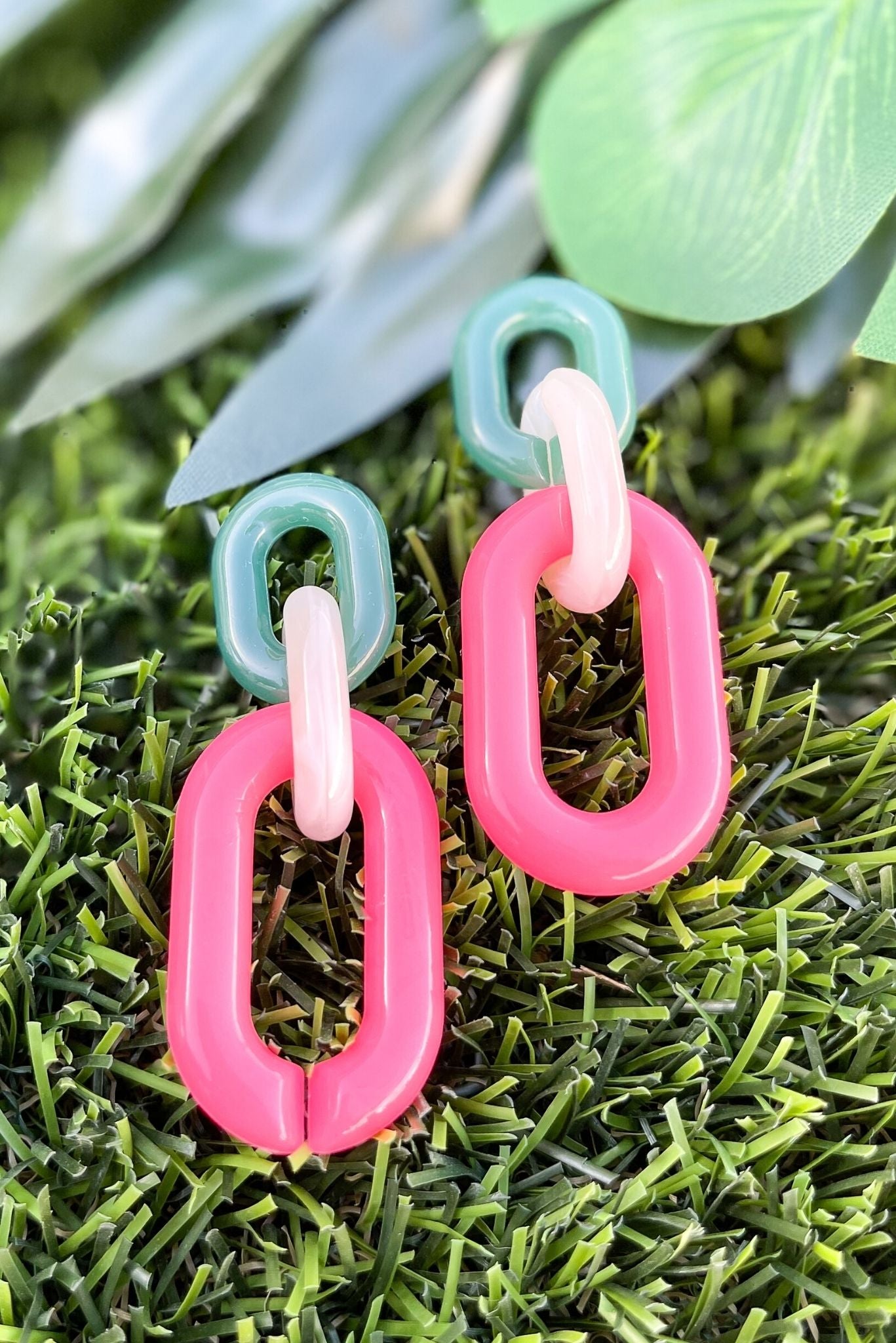 Load image into Gallery viewer, Fuchsia Cream Green Acrylic Link Earrings, shop style your senses by mallory fitzsimmons

