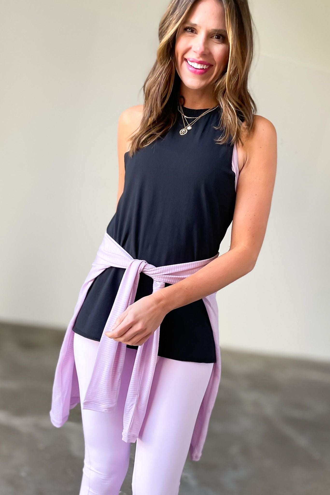 Load image into Gallery viewer, black ruched back muscle tank, stylish athleisure, fitness fashion, shop style your senses by mallory fitzsimmons
