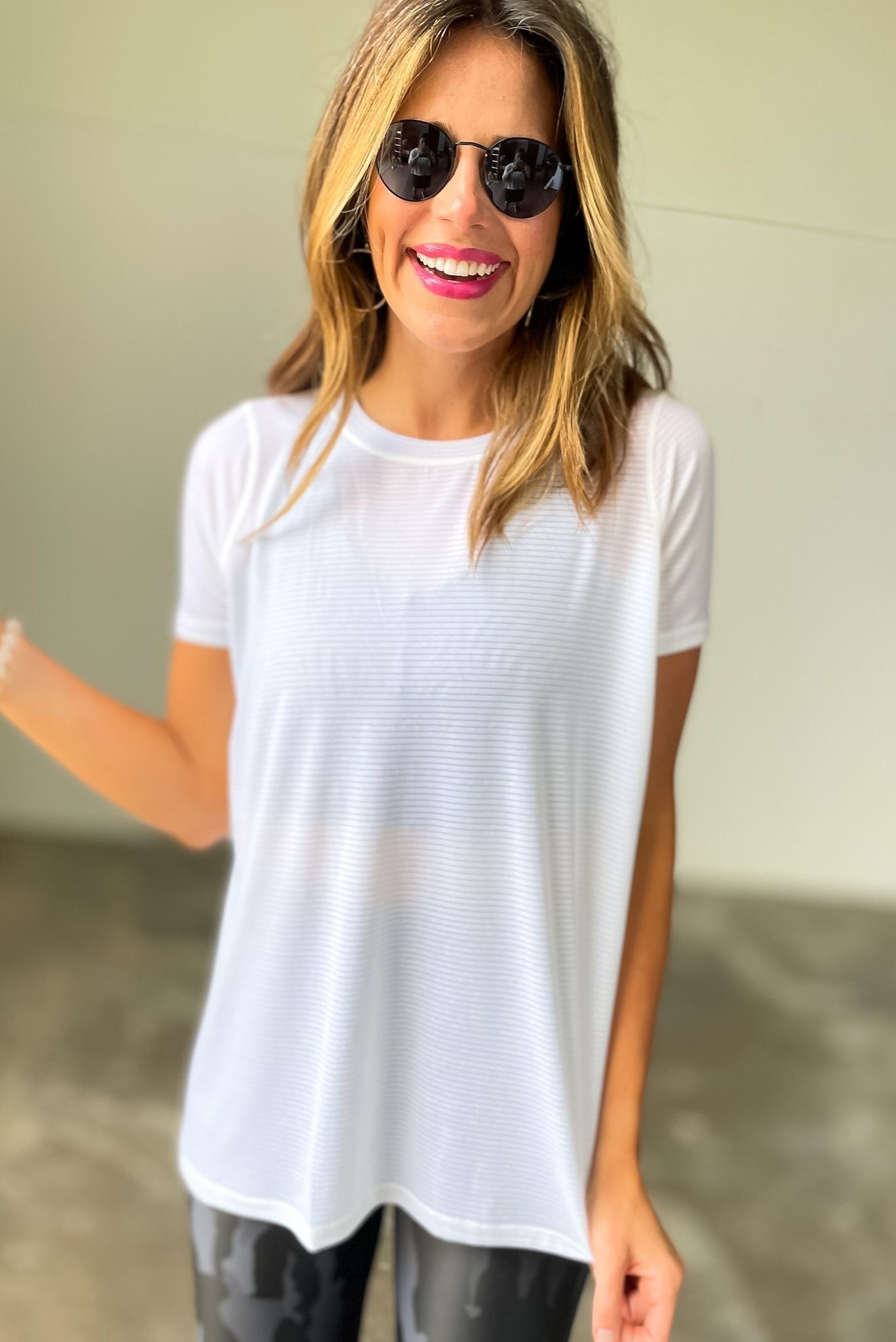 Load image into Gallery viewer, white striped mesh active longline shirt with keyhole back, July athleisure collection, fitness fashion, gym style, shop style your senses by mallory fitzsimmons
