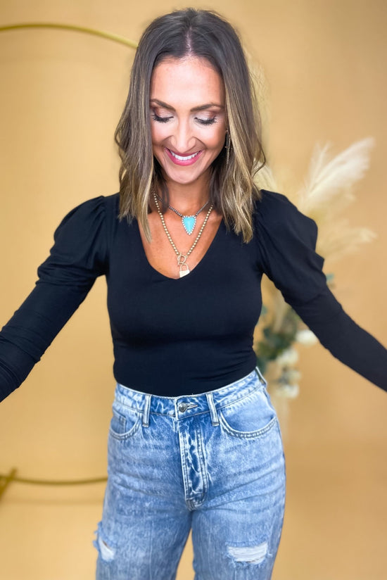 Load image into Gallery viewer, black puff shoulder knit top, acid wash boyfriend jeans, date night outfits, affordable style, shop style your senses by mallory fitzsimmons

