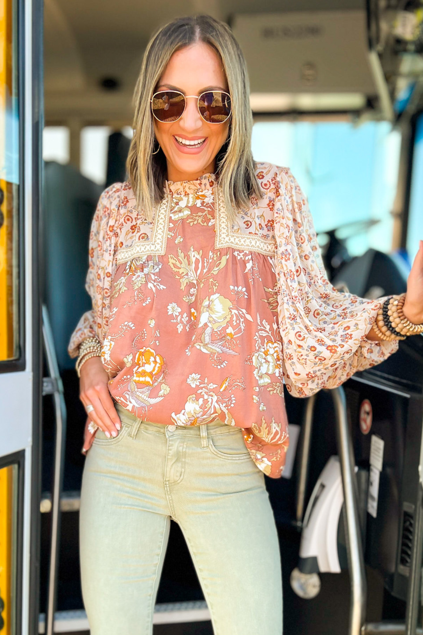 Mauve Floral Contrast Long Bubble Sleeve Top, floral top, long sleeve top, bubble sleeve top, carpool chic, mom style, Shop Style Your Senses By Mallory Fitzsimmons