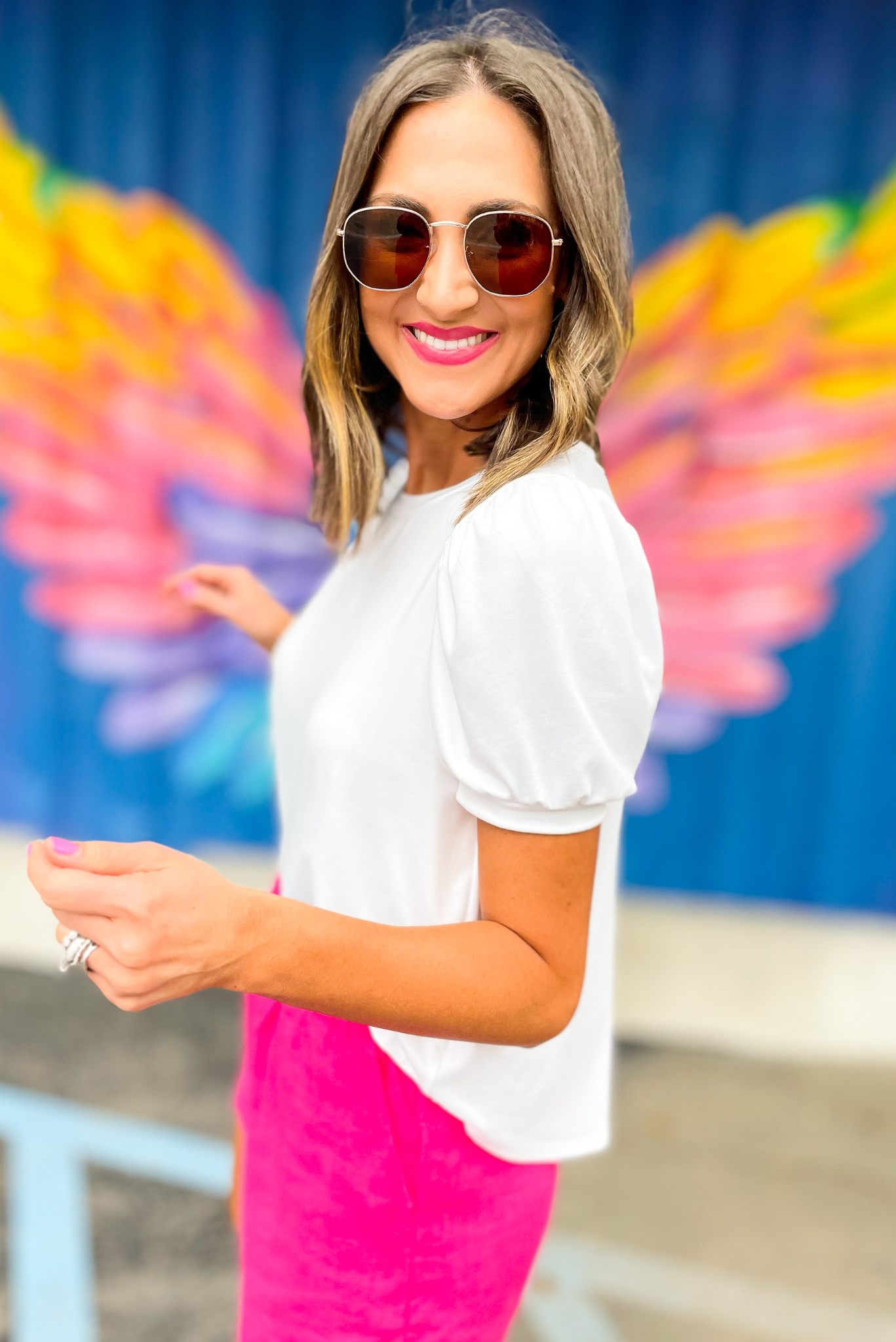 Off White Short Bubble Sleeve Top, white bubble top, bubble sleeve, work to weekend, summer top, hot pink shorts, shop style your senses by mallory fitzsimmons