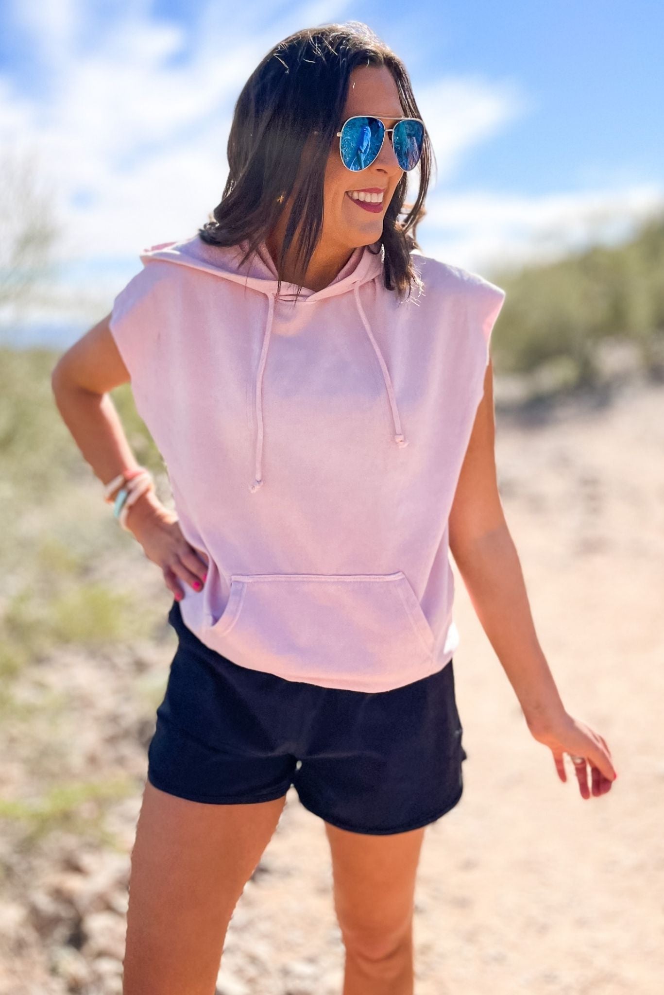  Light Pink Oversize Sleeveless Hoodie, light pink pullover, hooded top, sleeveless top, work out, spring athleisure, lounge wear, work out, mom style, shop style your senses by mallory fitzsimmons
